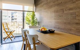 Host Wise - Amadeo Apartments